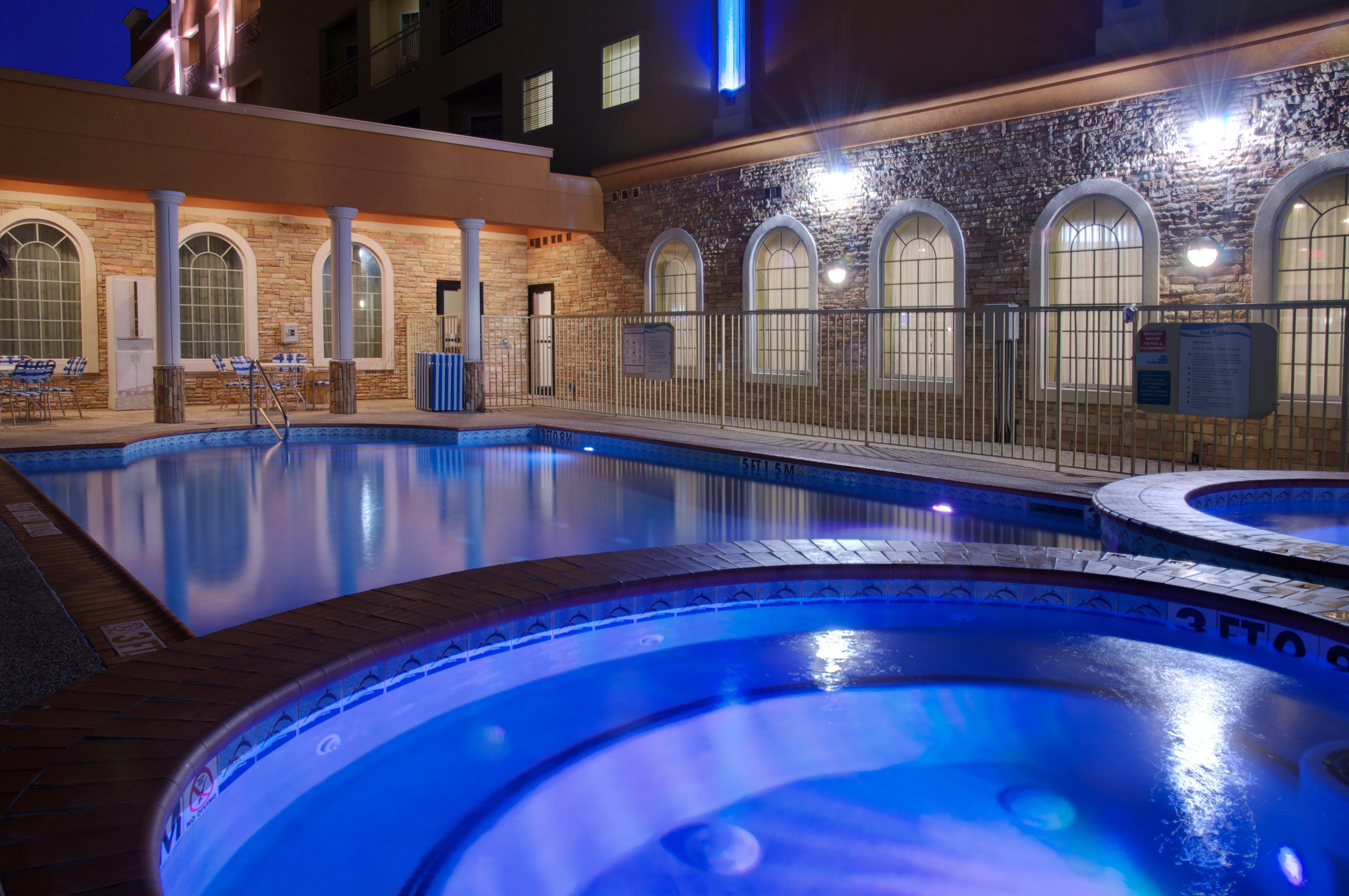 Holiday Inn Express Hotel Galveston West-Seawall By Ihg Экстерьер фото